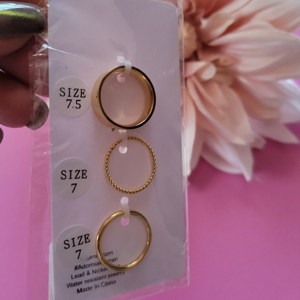 Adornia Ring Set Gold - Picture 3 of 3